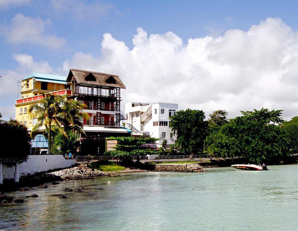 Azure Beach Boutique Hotel Grand Baie Exterior foto